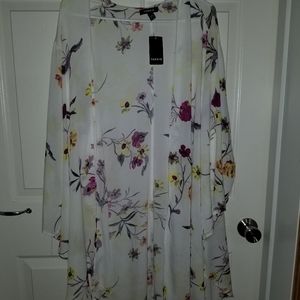 Size 1/2 Torrid Kimono